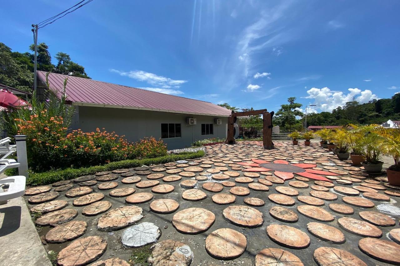 Spot On 90279 Kinomulok Garden Hotel ราเนา ภายนอก รูปภาพ